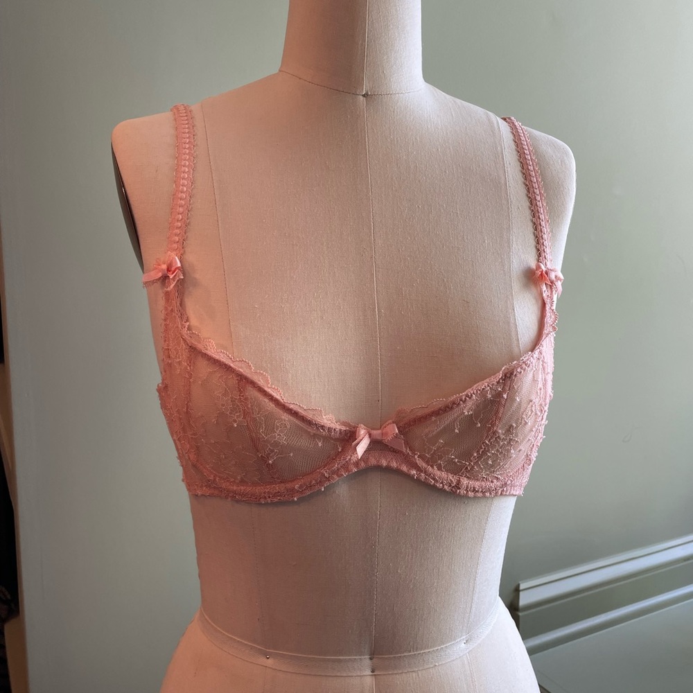Agent Provocateur soft pink/peach bra in US 34B!